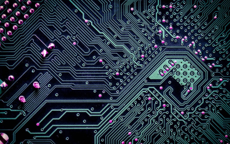 What are the crosstalk analysis modes in PCB design?